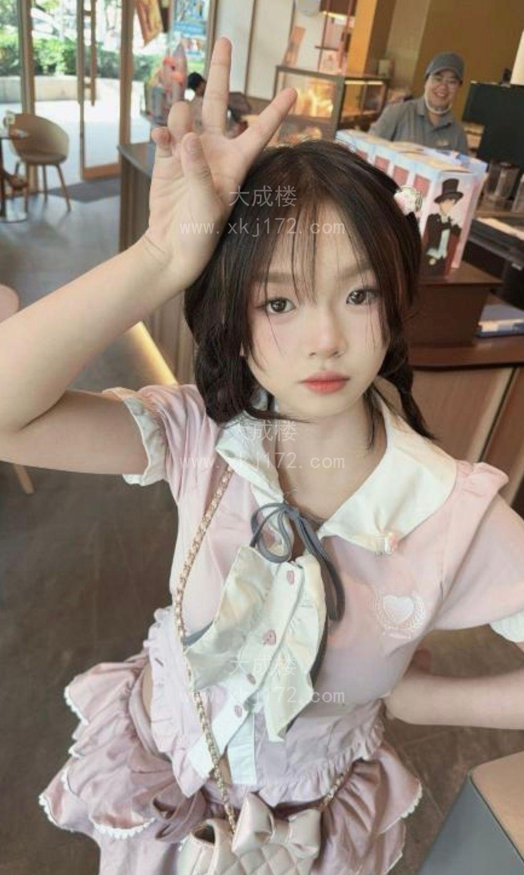 刚入行嫩妹豆豆