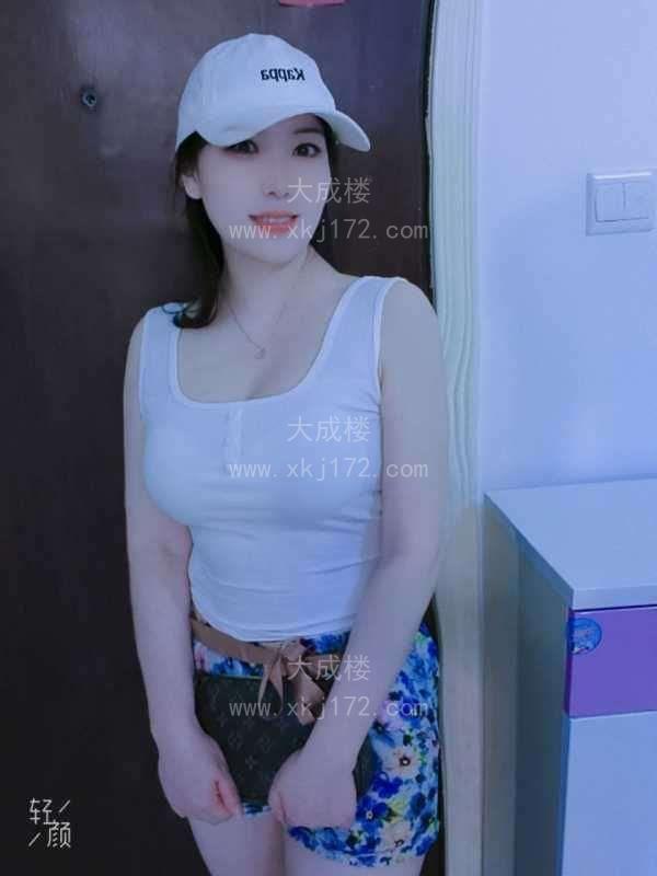 南山大奶风骚姐姐安娜