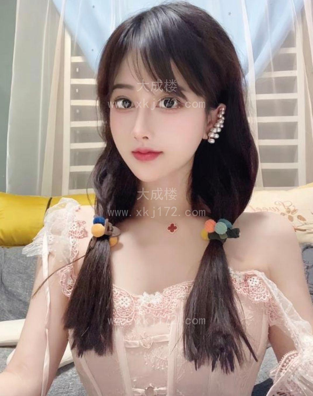 南山性感花卉儿