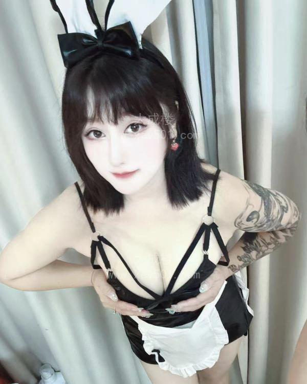 天河花臂小辣椒