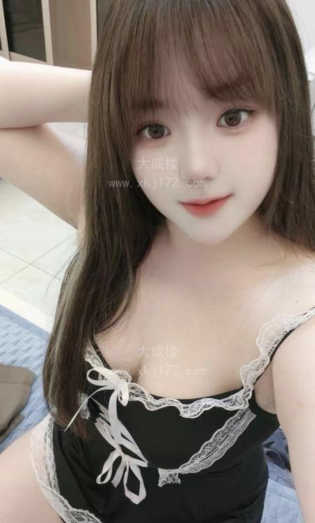 宝安天然大胸妹小甜心