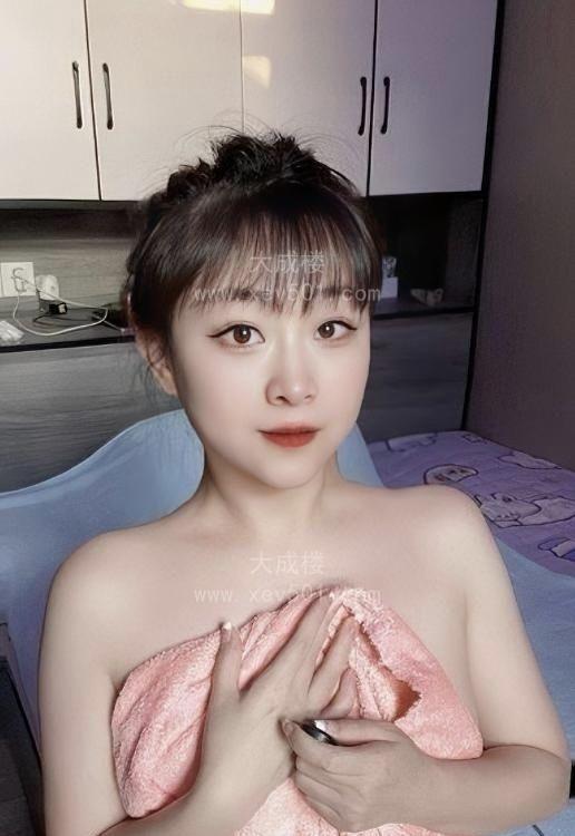 天河骚货小肥臀