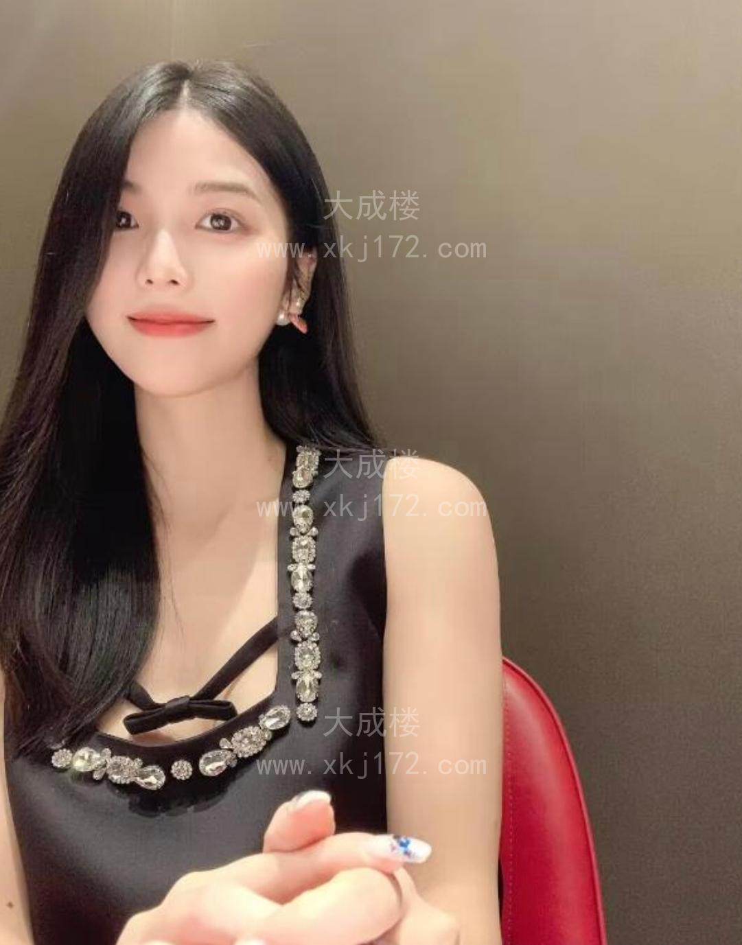 新建区丰满性感少妇