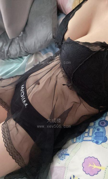 海珠大奶舌吻老师