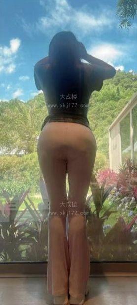 海珠丰臀巨乳角色扮演小妈