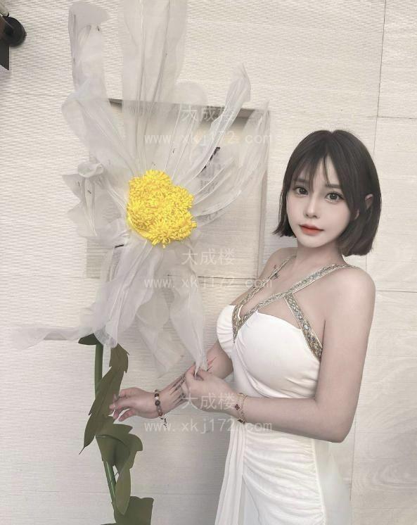 性感丰满大胸老师