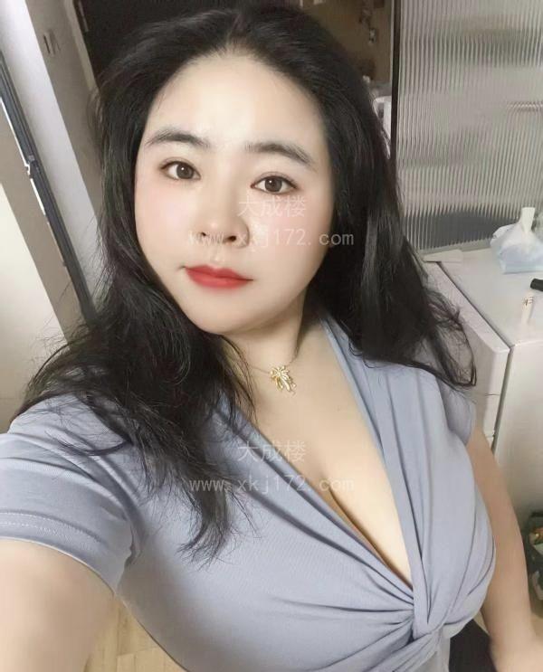 南山乳神露露