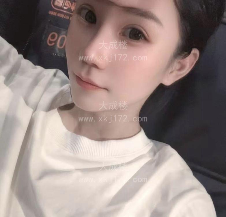 小个子骚妹