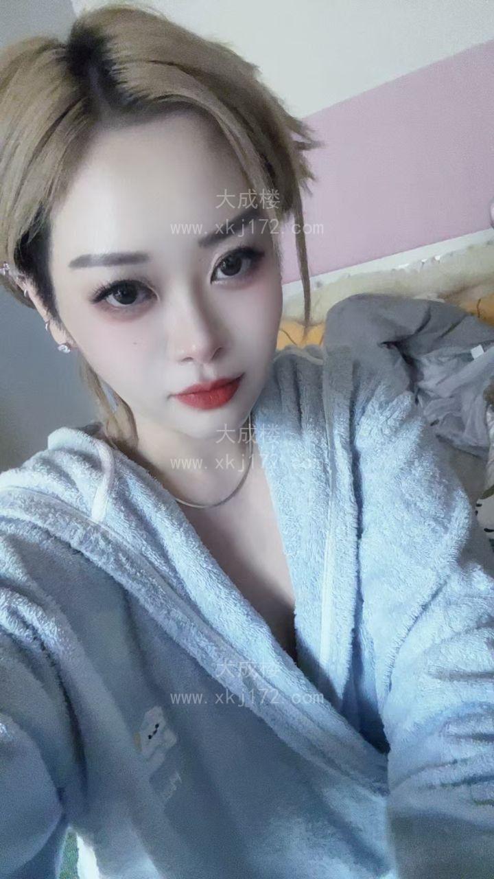 兼职白嫩嫩妹水多