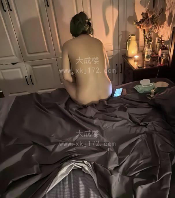 天润城土家族小妮子